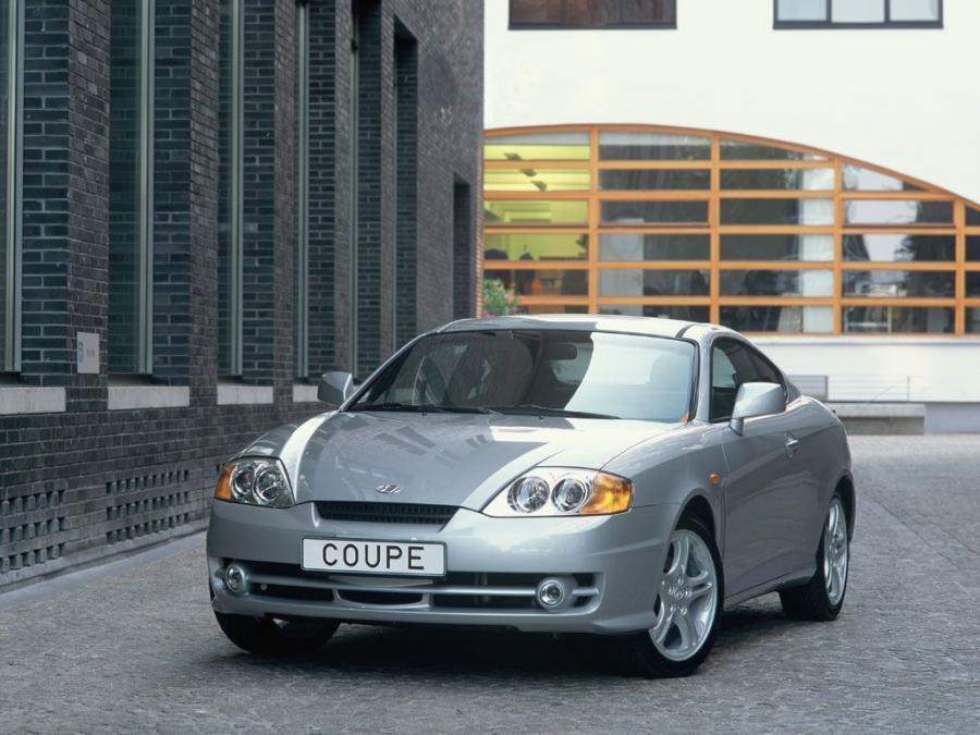  Hyundai Coupe 2002 года  (фото 7 из 20)